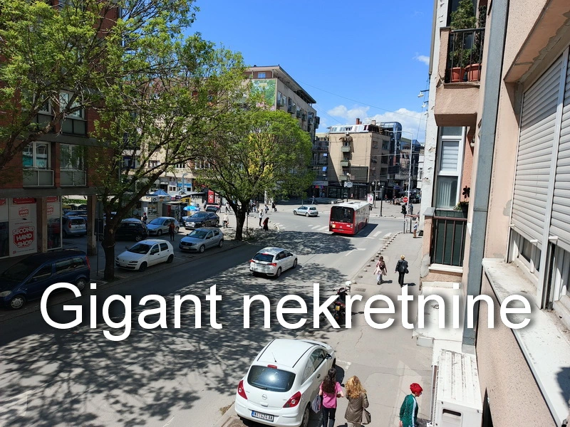 Izdaje se stan kao poslovni prostor u centru Niša