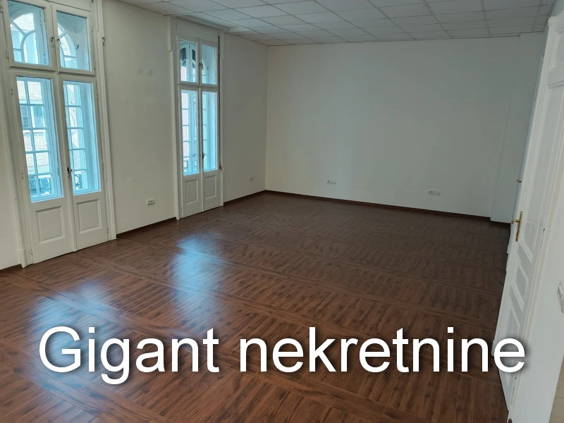 Izdaje se poslovni prostor u Obrenovićevoj ulici u Nišu
