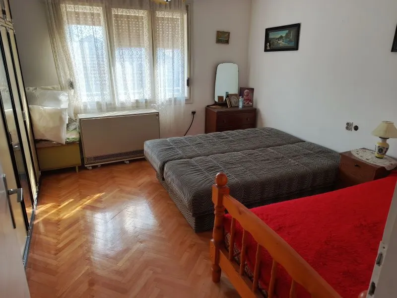 Izdaje se kuća u naselju Branko Bjegović 5
