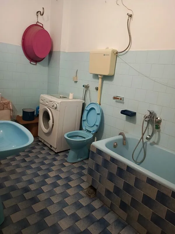 Izdaje se kuća u naselju Branko Bjegović 6