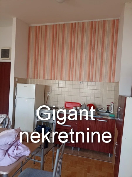Prodaja studia u centru Niš 2