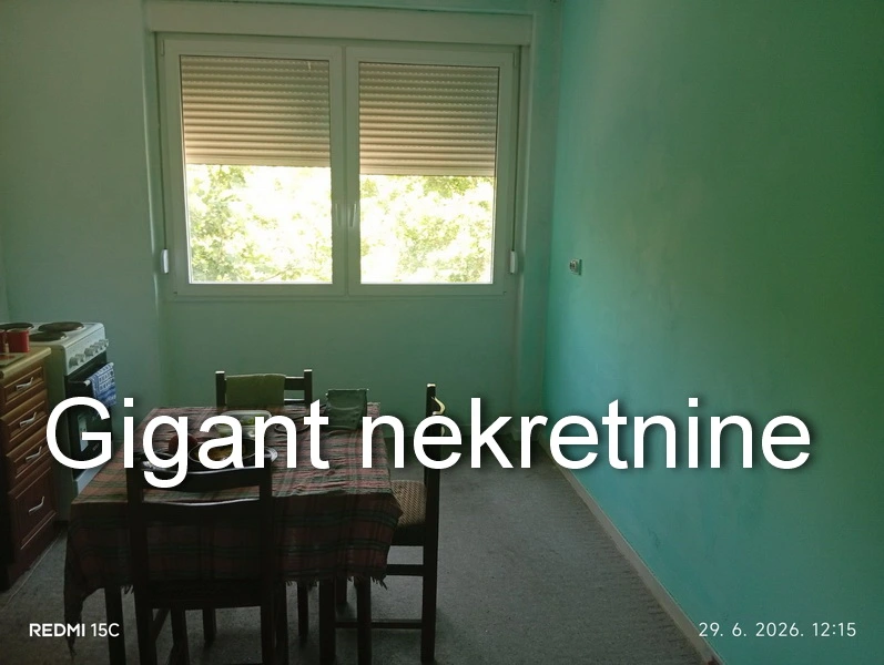 Stan u Nišu isključivo za zamenu  6