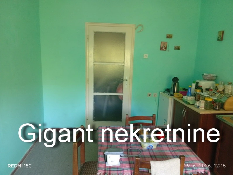 Stan u Nišu isključivo za zamenu  4