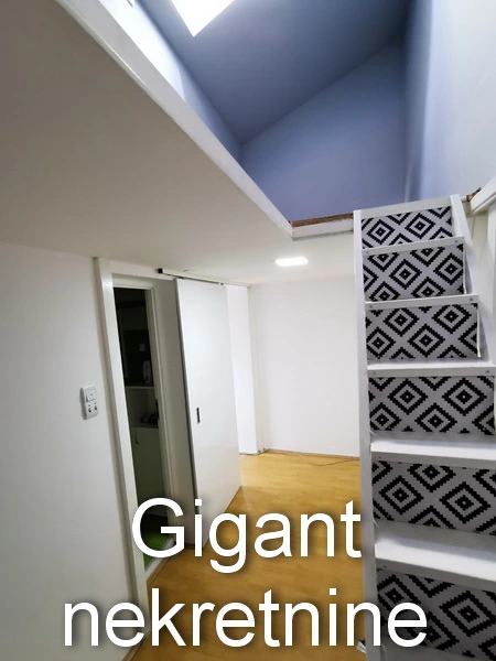 Prodja manjeg stana u Nišu-Pantelej 7