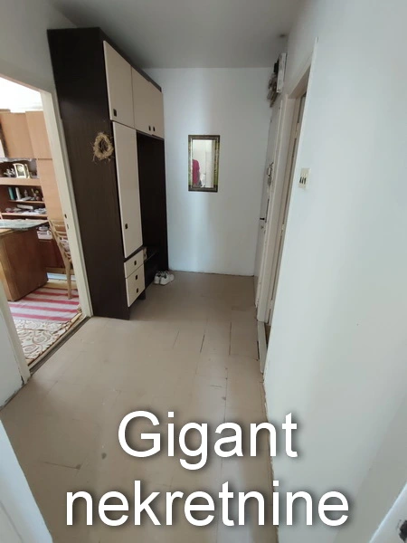 Prodaja jednoiposobnog stana u Nišu 2