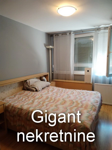 Prodaja trosobnog stana u Nišu-Trošarina 6