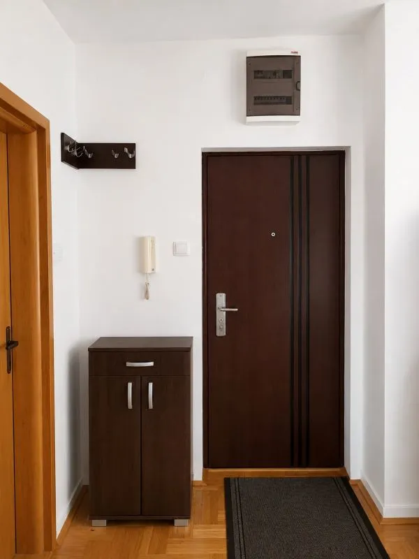 Prodaje garsonjere u Panteleju 4