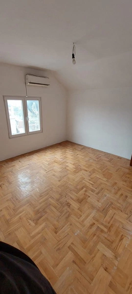 Prodaja stana u Podgorici 7