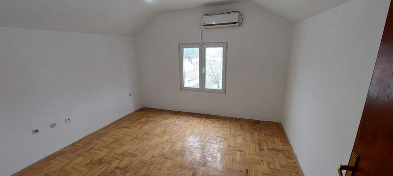 Prodaja stana u Podgorici 6