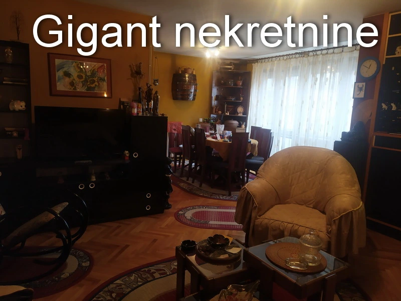 Prodaja troiposobnog stana u Nišu-centar