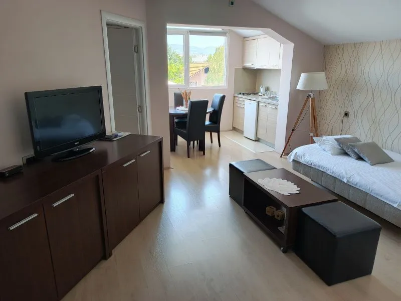 Prodaje se poslovni prostor u Nišu 4