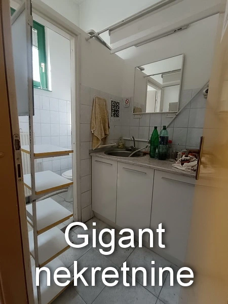 Prodaja lokala centru Niša-Gorča 6