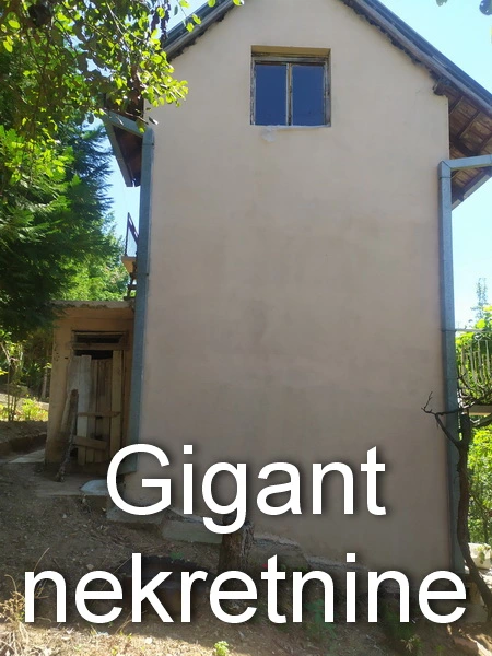 Prodaja vikendice na putu za Vukmanovo 4