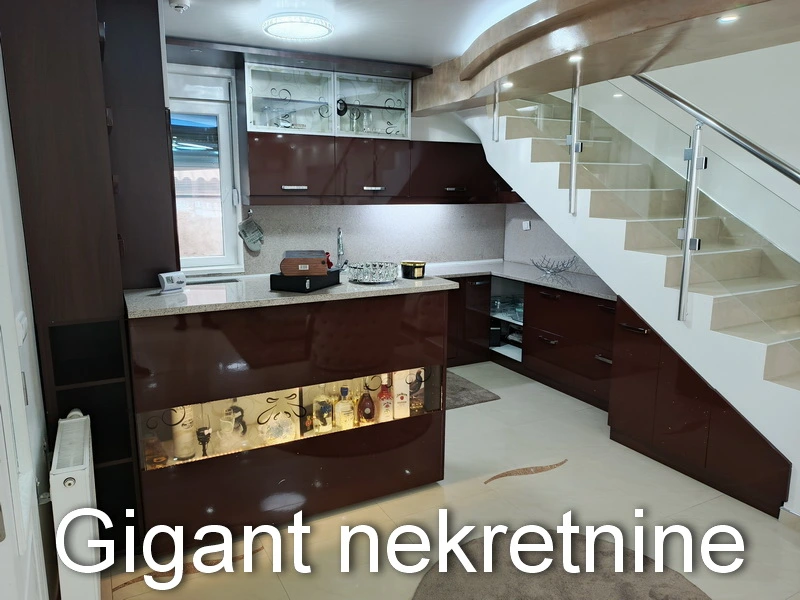Prodaje se kuća u naselju Crveni Krst u Nišu 10