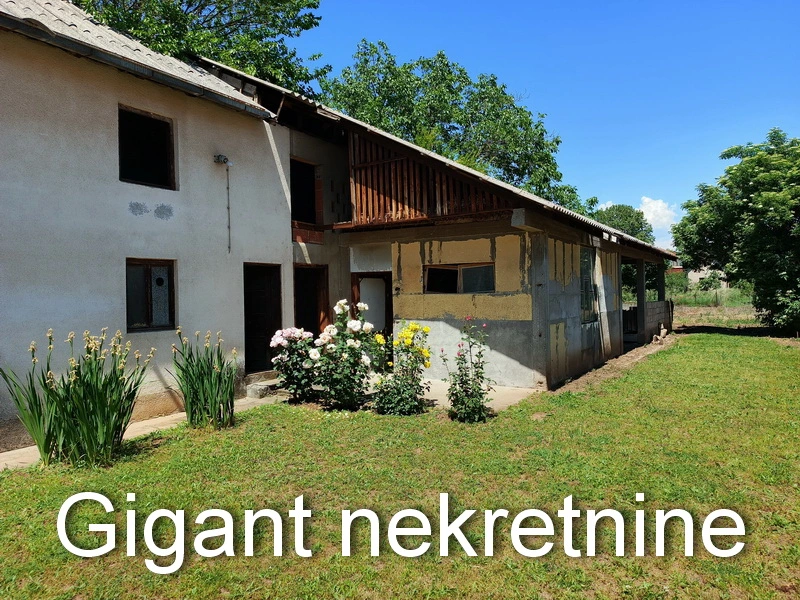 Ekskluzivna prodaja domaćinstva u selu Trupale 10