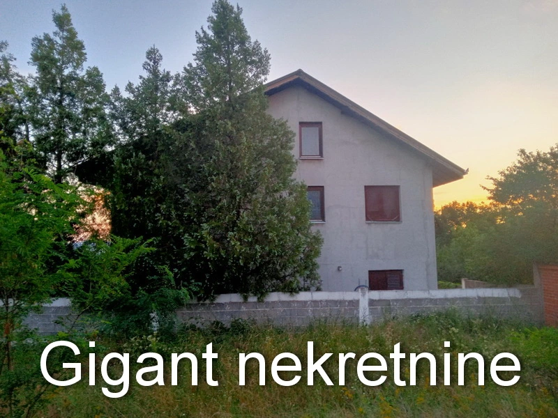 Prodaja kuce-Donje Vlase
