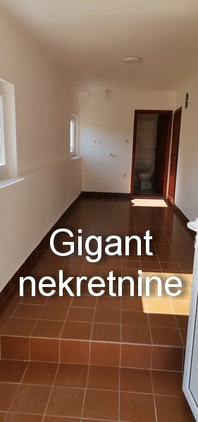 Prodaja kuce u okolini Niša-Orljane 3