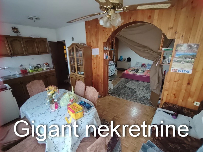 Prodaja kuce u Pirotu 6