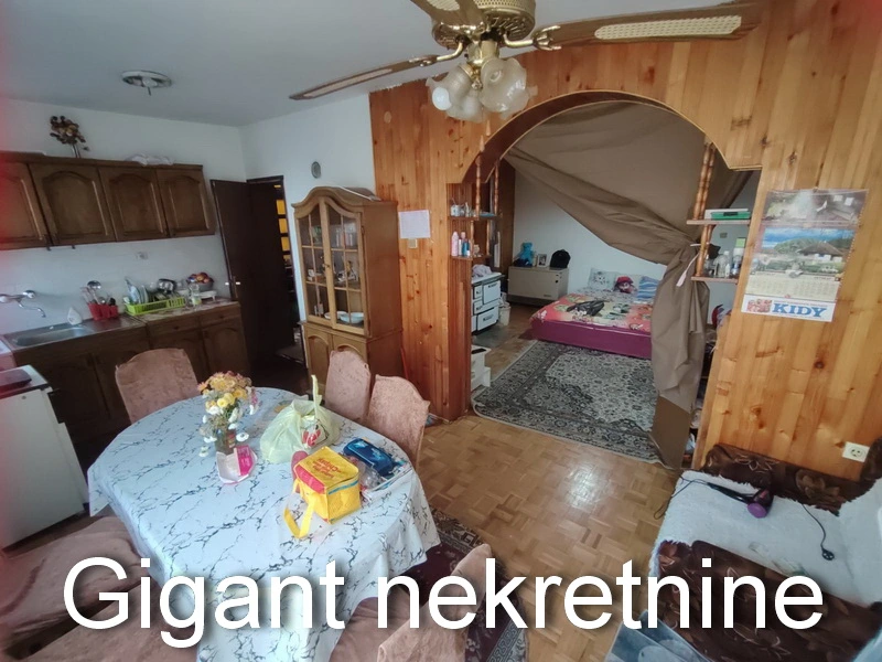 Prodaja kuce u Pirotu 5