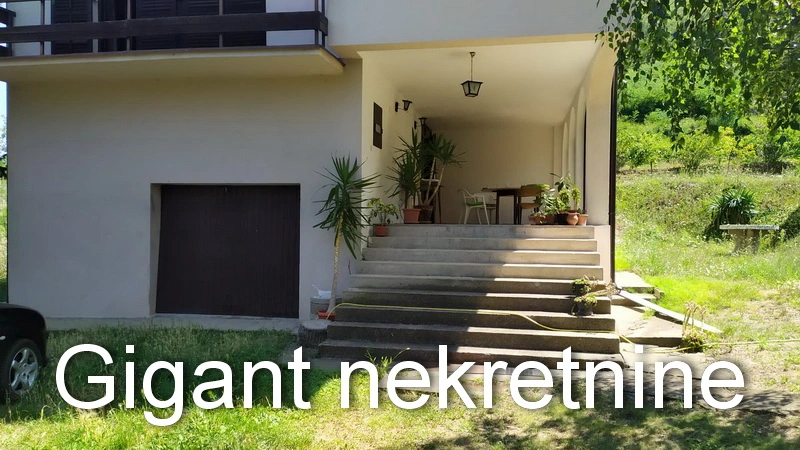 Prodaja kuce u Nišu 9