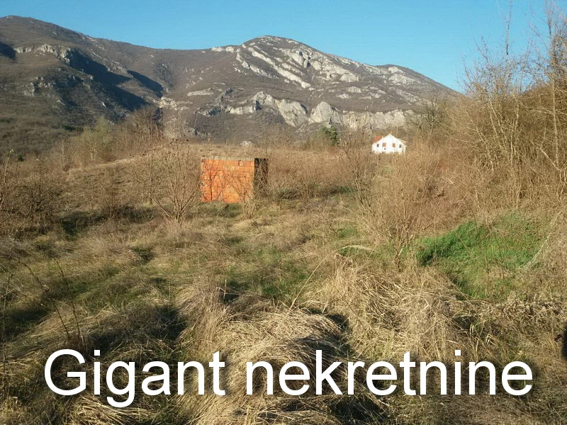 Prodaja zemljišta -Ostrovica