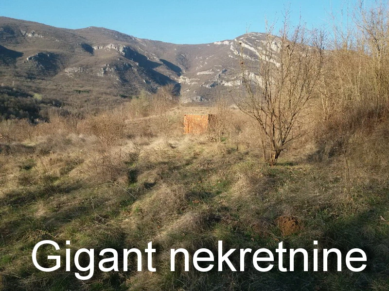 Prodaja zemljišta -Ostrovica 5