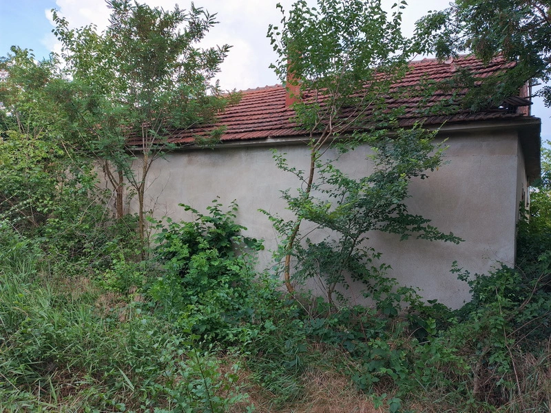 Prodaja placa u okolini Niša selo Aleksandrovo