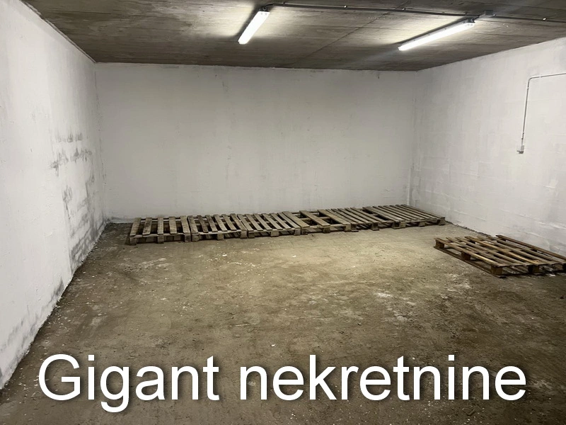 Prodaja garaze u Nišu-Pantelej 3