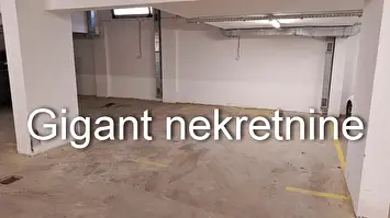 Izdaje se četvorosoban stan u centru Niša 3