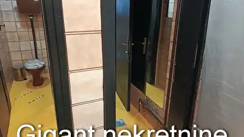 Prodaje se poslovni prostor preko puta bolnice u Nišu 2